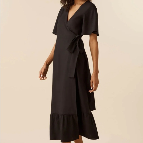 VETTA flutter sleeve wrap dress - Picture 3 of 9